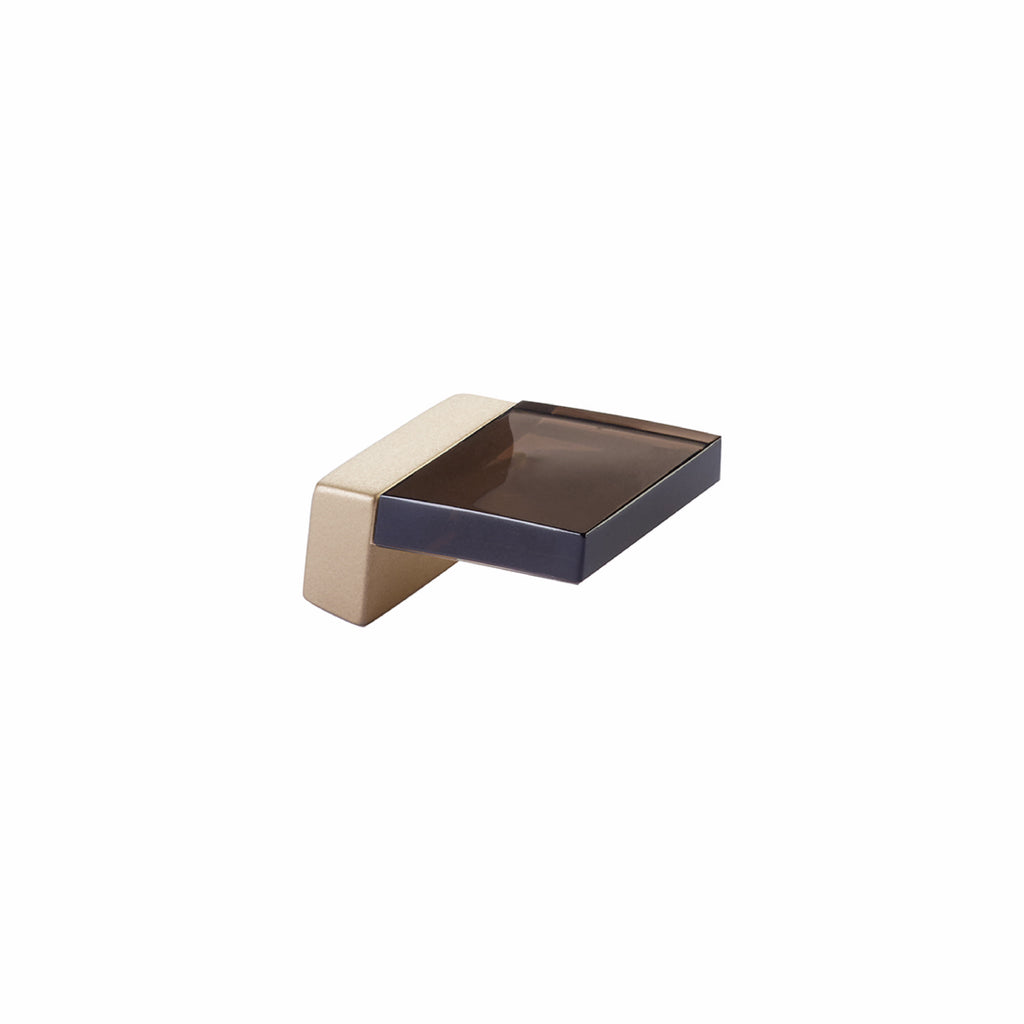 Schaub 319 - Signature Satin Brass / Smoke