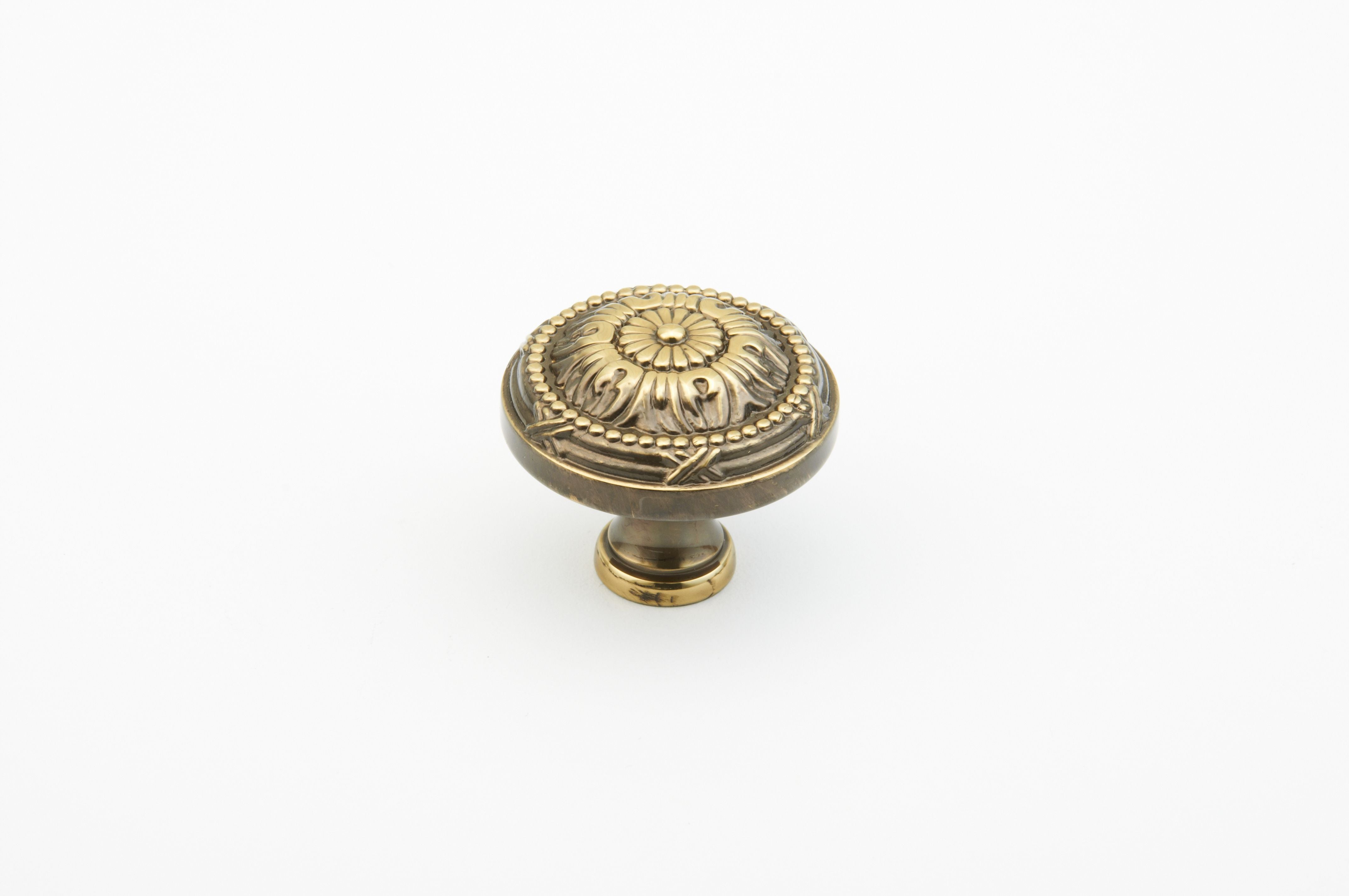Schaub 752-ALP 1-1/2" Versailles Cabinet Knob Antique Light Polish Finish Main image