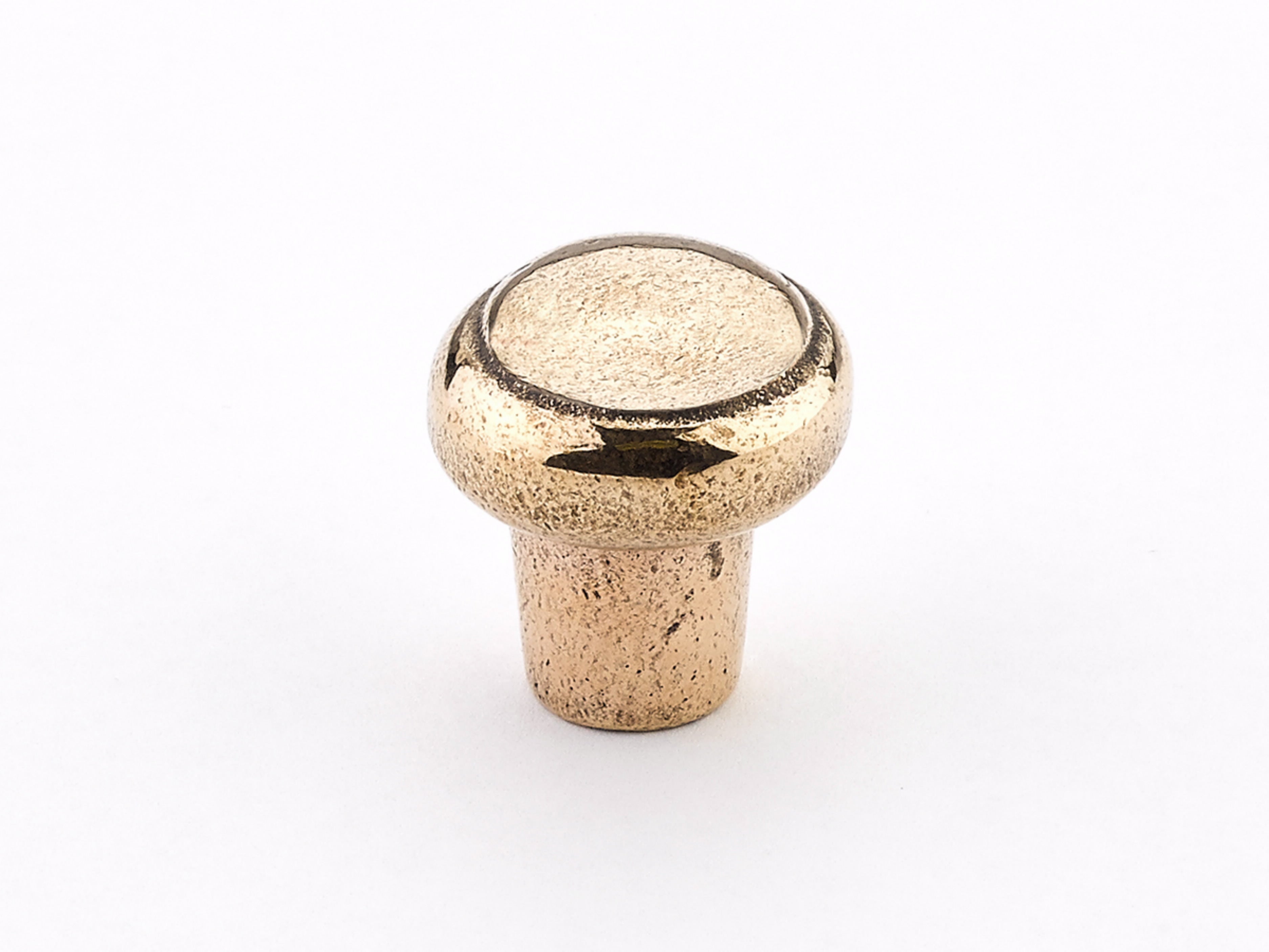 Schaub 781 - 1-3/8" Mountain Round Cabinet Knob Secondary image